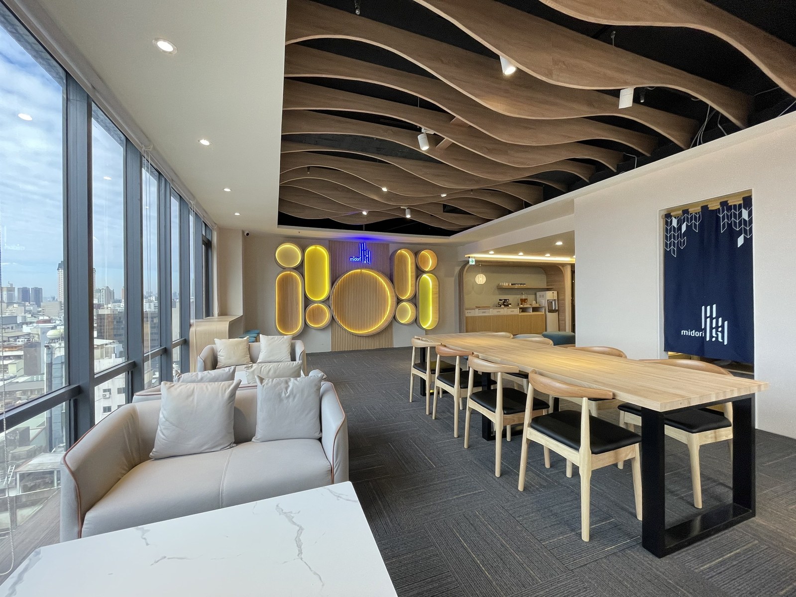葉綠宿・川閱 Midori 台中站前館 高樓景觀